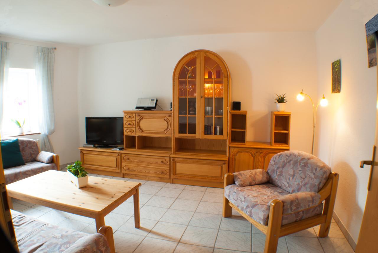 Apartmenthaus „Am Gersthof“ Am Nationalpark Kellerwald-Edersee Gellershausen Esterno foto